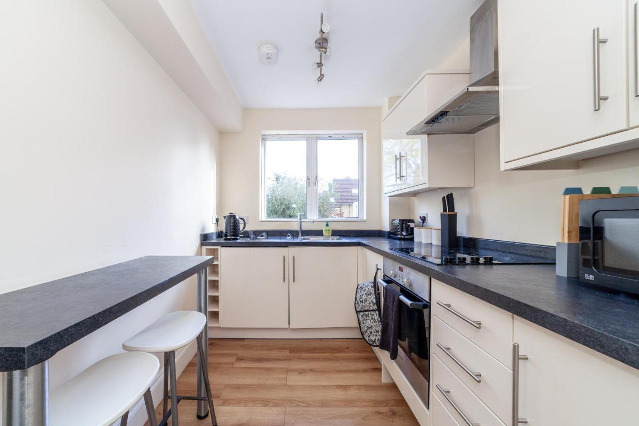 Lovely Studio Flat In Wimbledon W/ Free Parking London Ngoại thất bức ảnh