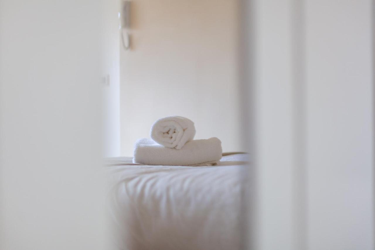 Lovely Studio Flat In Wimbledon W/ Free Parking London Ngoại thất bức ảnh
